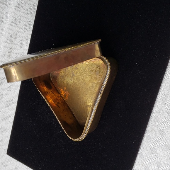 Brass Hinged Box Triangular - Picture 3 of 9